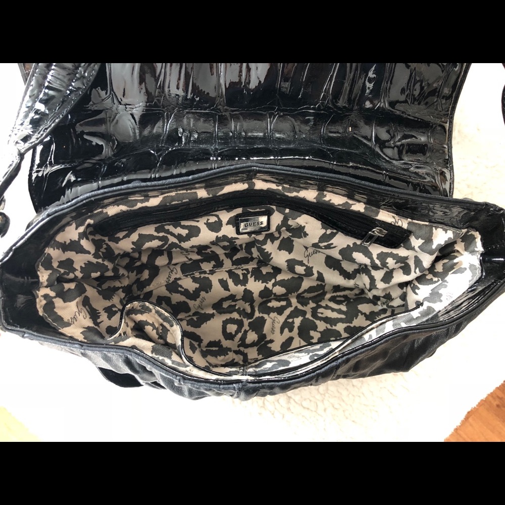 Guess Handbag - Picture 2 of 3